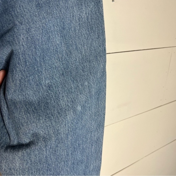 Vintage Guess Medium Wash High Rise Jean - Picture 8 of 10